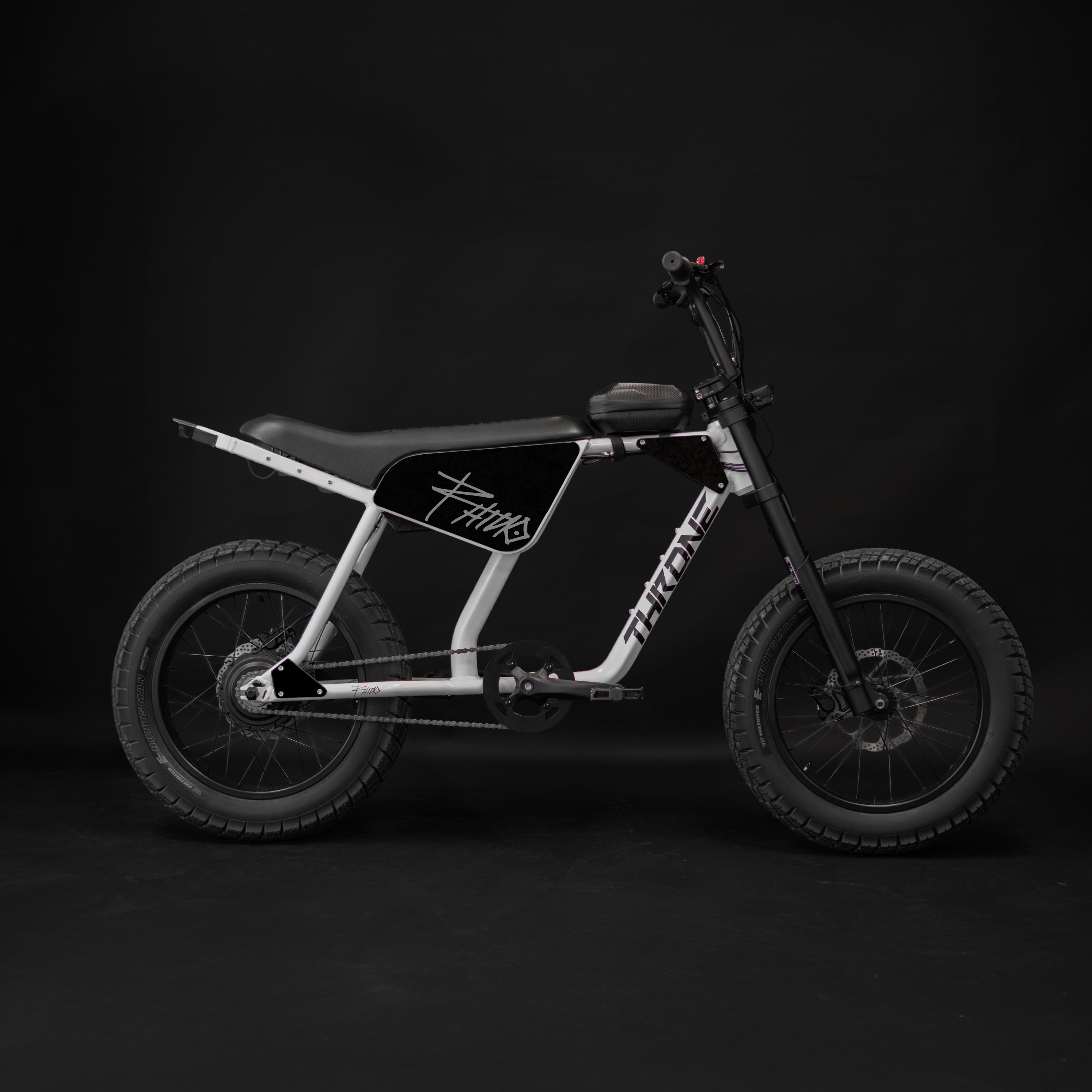 RHINO - WHITE SAVAGE