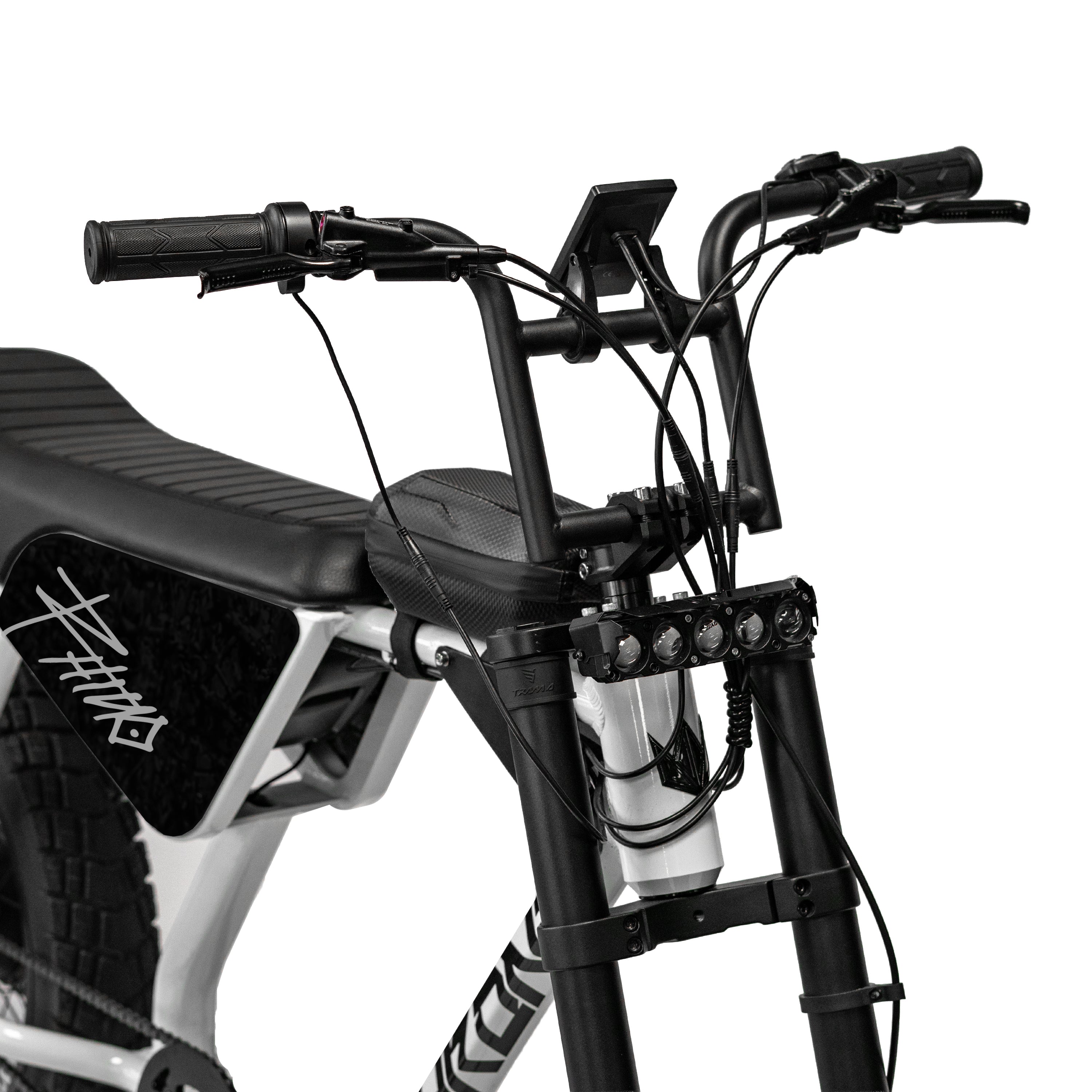 RHINO - WHITE SAVAGE