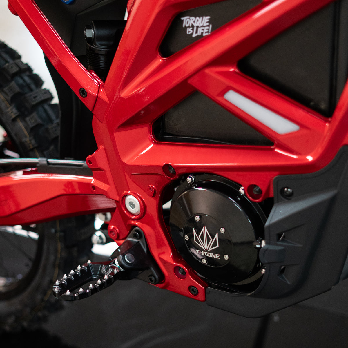 SRPNT Z27 - Fierce Red