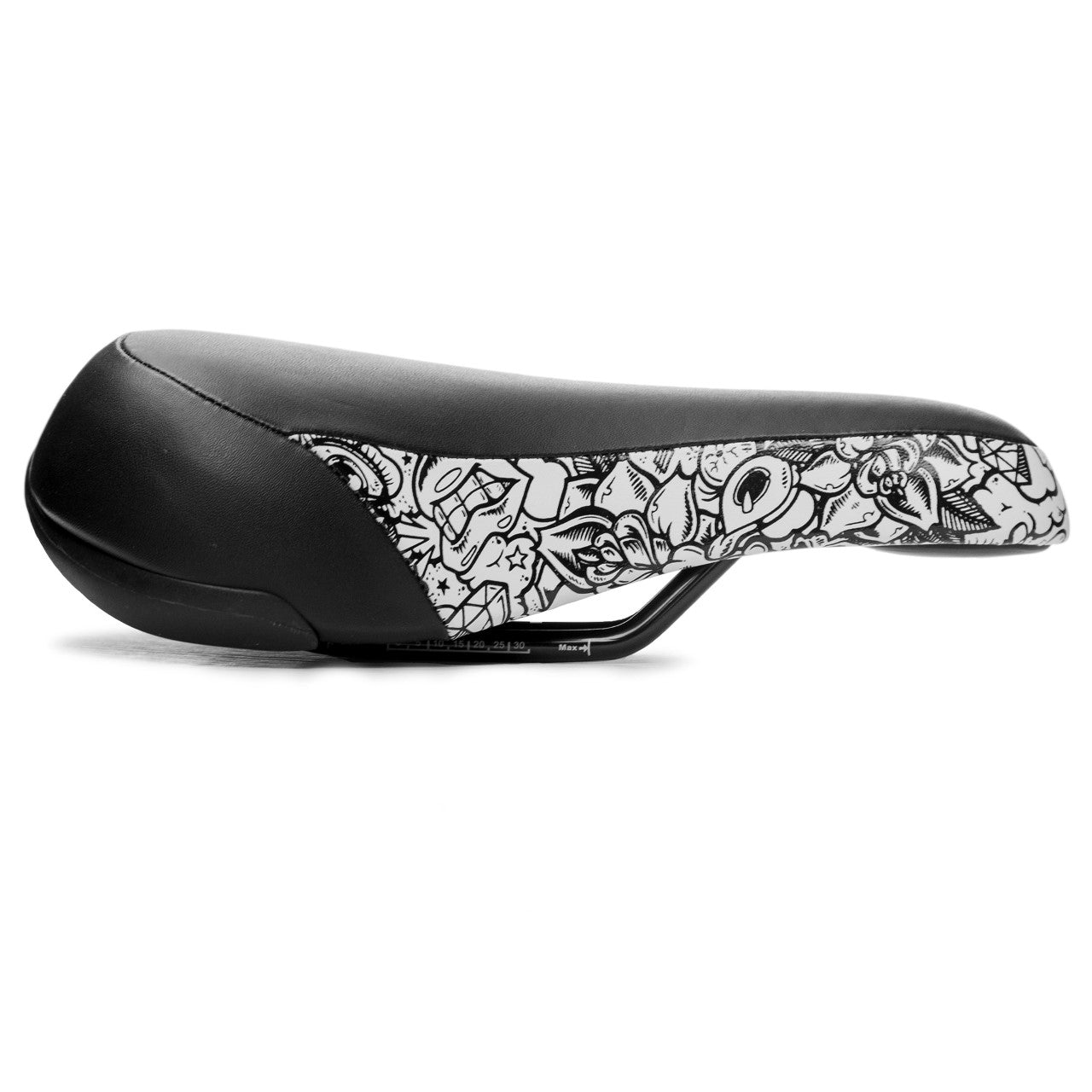 Throne Chad White Saddle